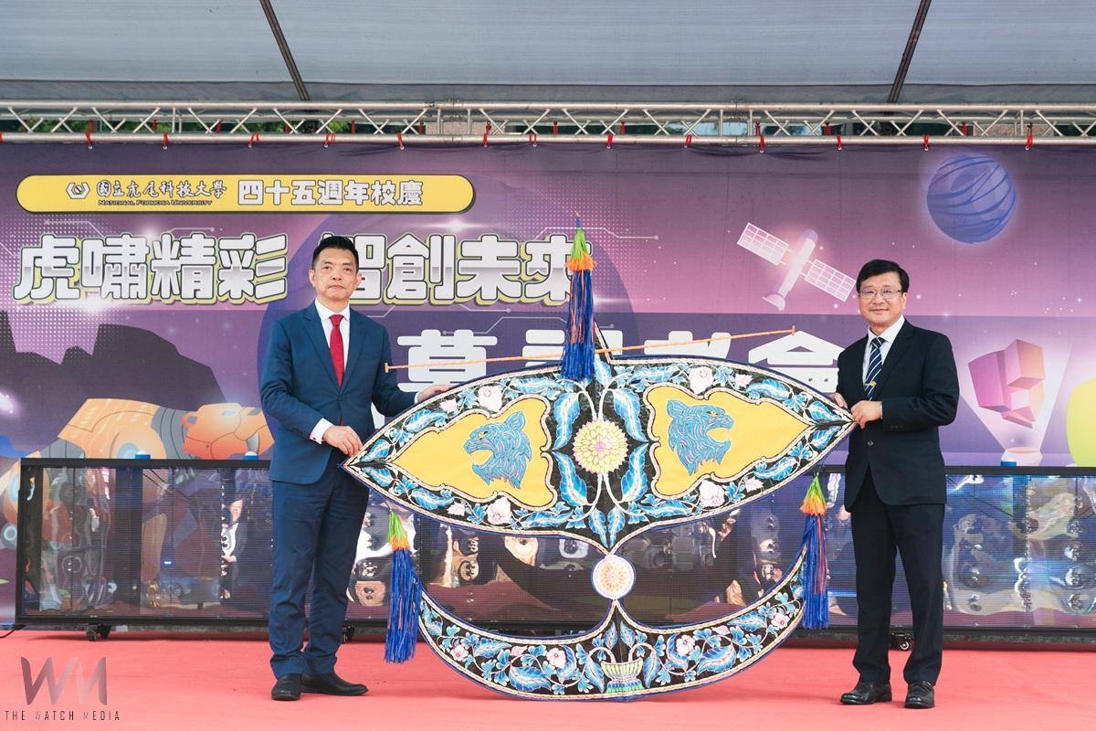 虎科大45週年校慶揭幕 海外校友獻「月亮風箏」祝福、AI新秀成果亮相 - https://www.watchmedia01.com